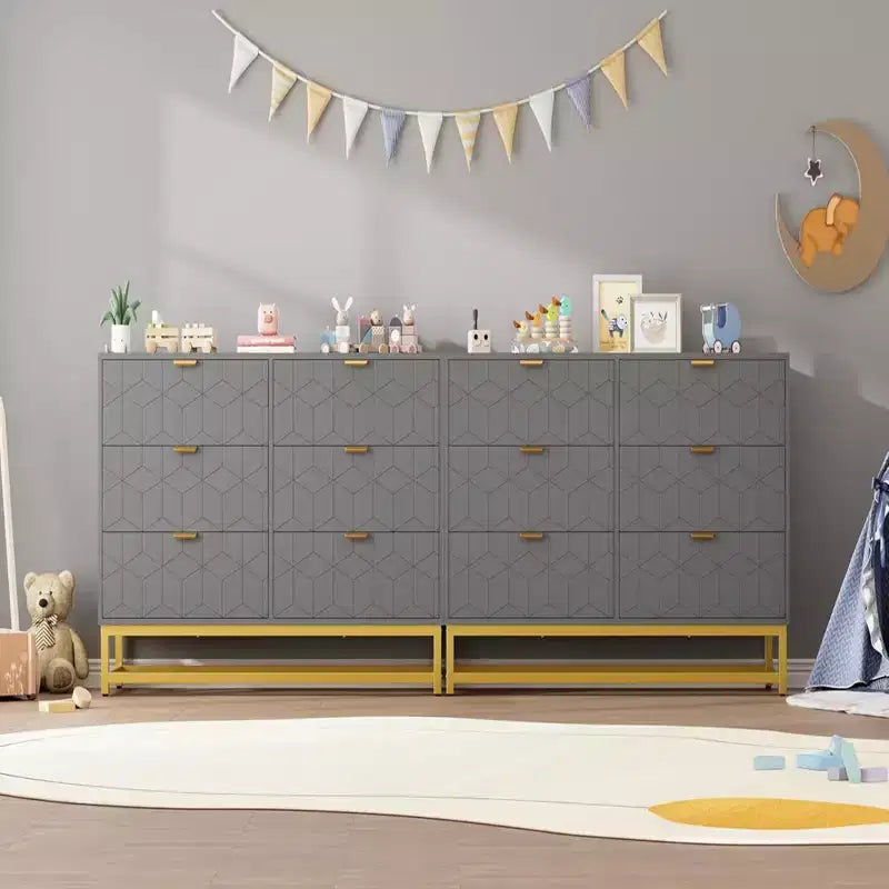 Coiffeuse de chambre à six tiroirs avec pieds en métal doré
