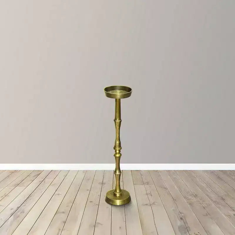 Table d'appoint ronde de 26 po avec piédestal en aluminium doré