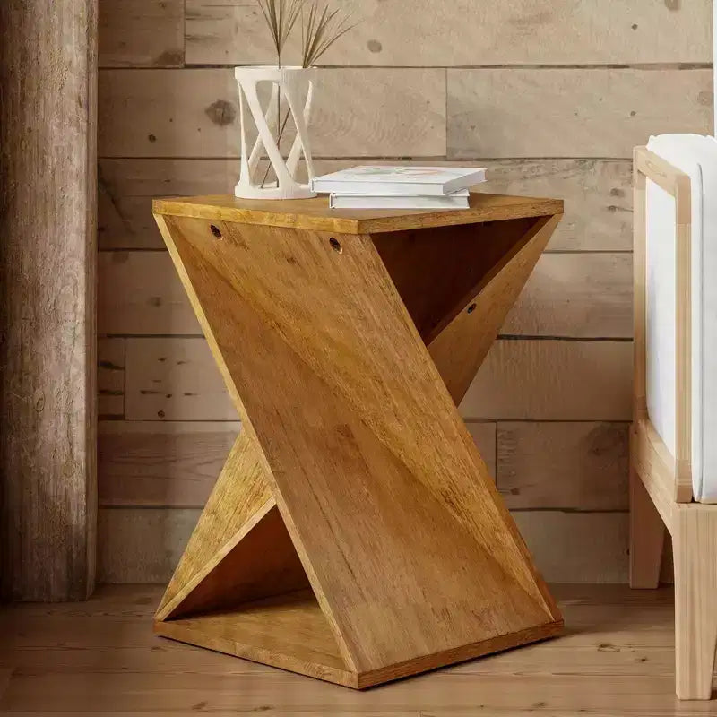 Table d'appoint de ferme en bois d'hévéa marron avec piédestal torsadé