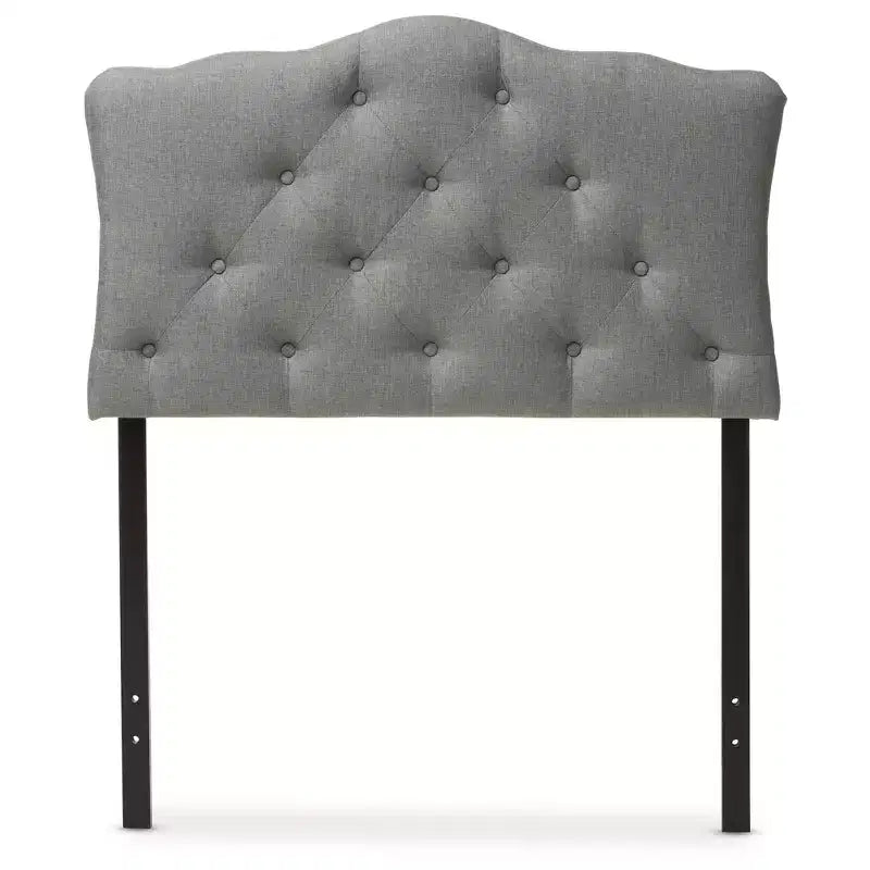 Tête de lit capitonnée festonnée en tissu gris